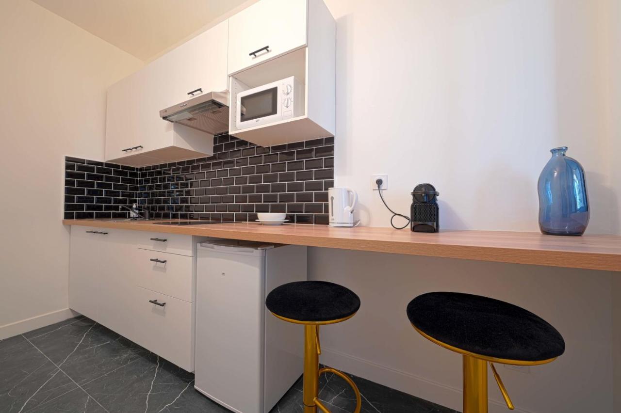 Modern Large Studio Apartment For 3 París Exterior foto